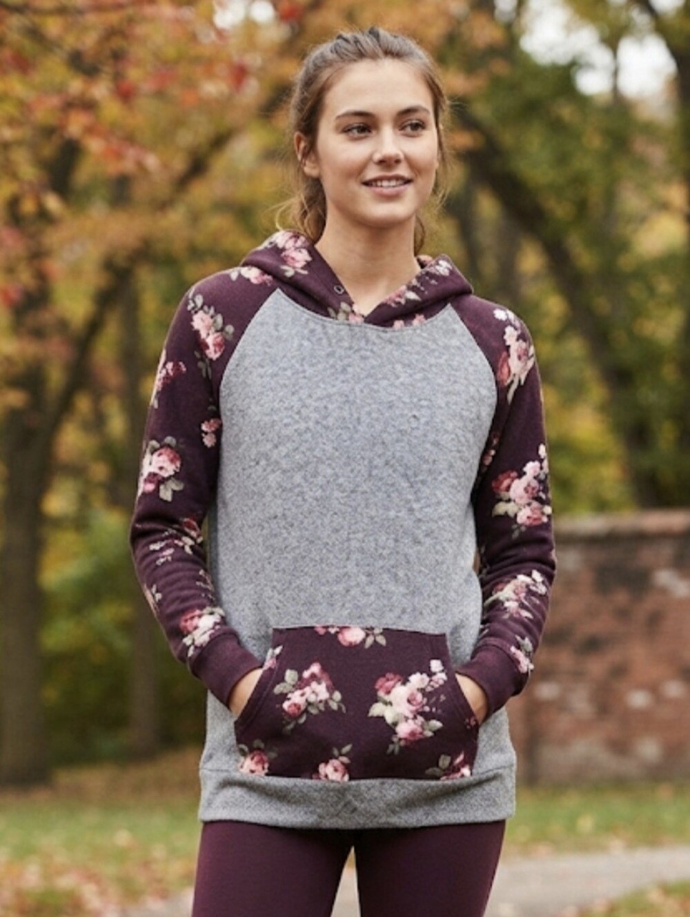 Empyre Women's Floral Print Raglan Hoodie Sweatshirt Grey Plum Size Medium